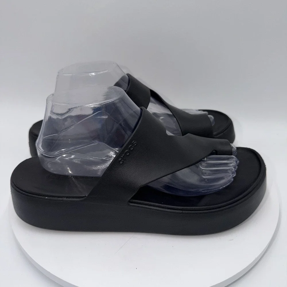 Crocs Getaway Platform Toe Loop Sandals Lightweight Comfort Womens Size 10 US